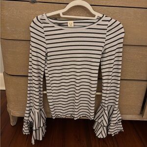 free people bell sleeve top XS excellent condition